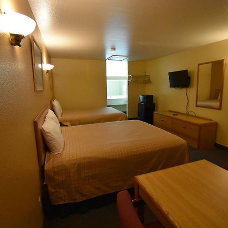 Americas Best Value Inn San Antonio/Lackland AFB Exterior foto